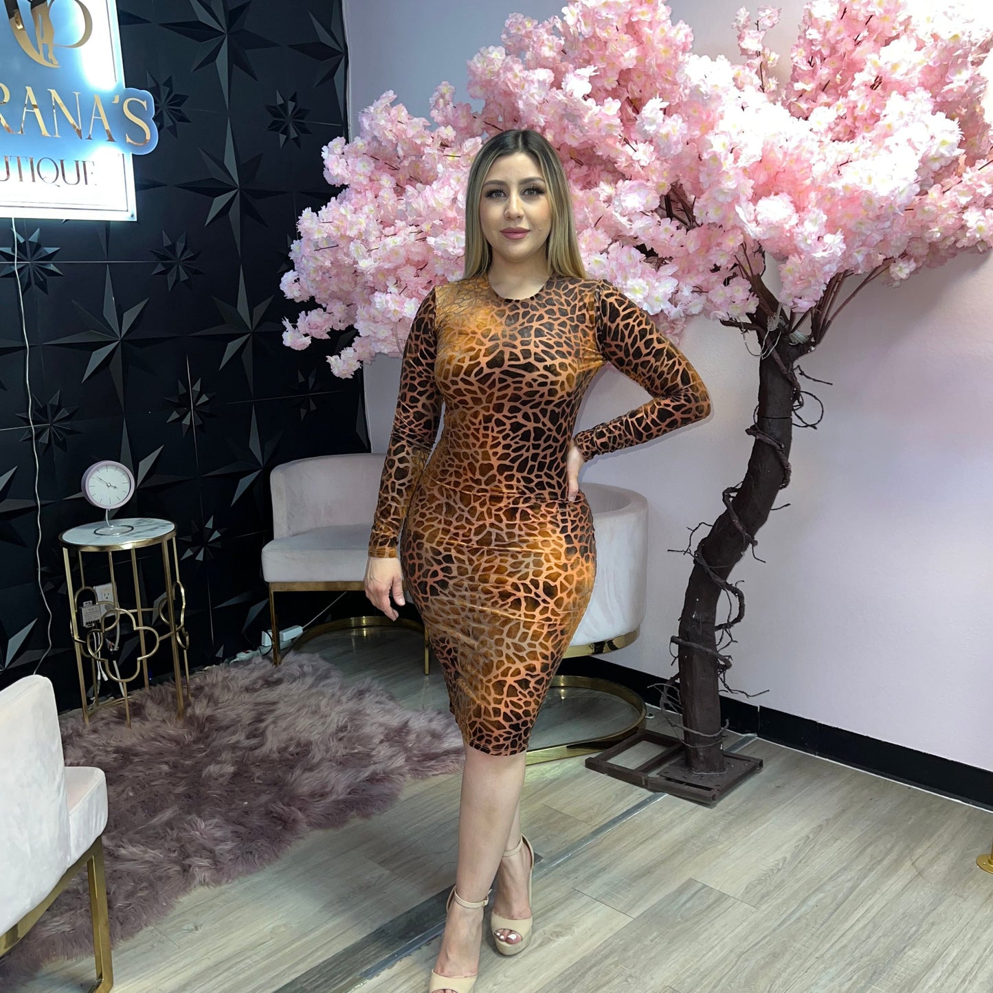 Ariana Velvet Midi Dress