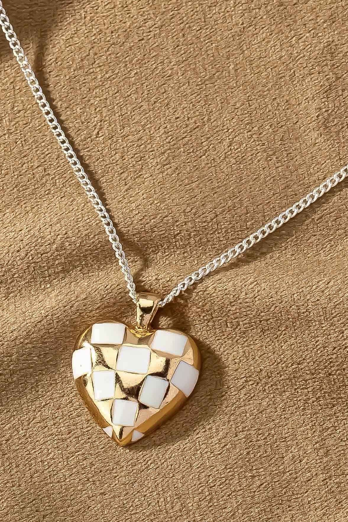 WHITE/GOLD HEART NECKLACE